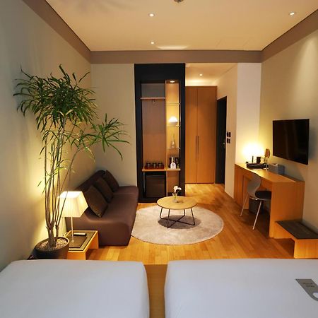 Seoul Hotel Shinshin Myeongdong Exterior foto