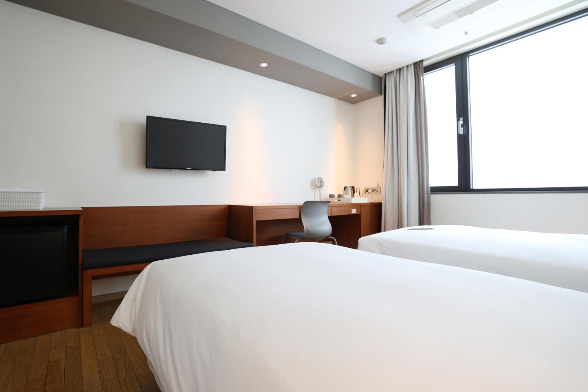 Seoul Hotel Shinshin Myeongdong Exterior foto