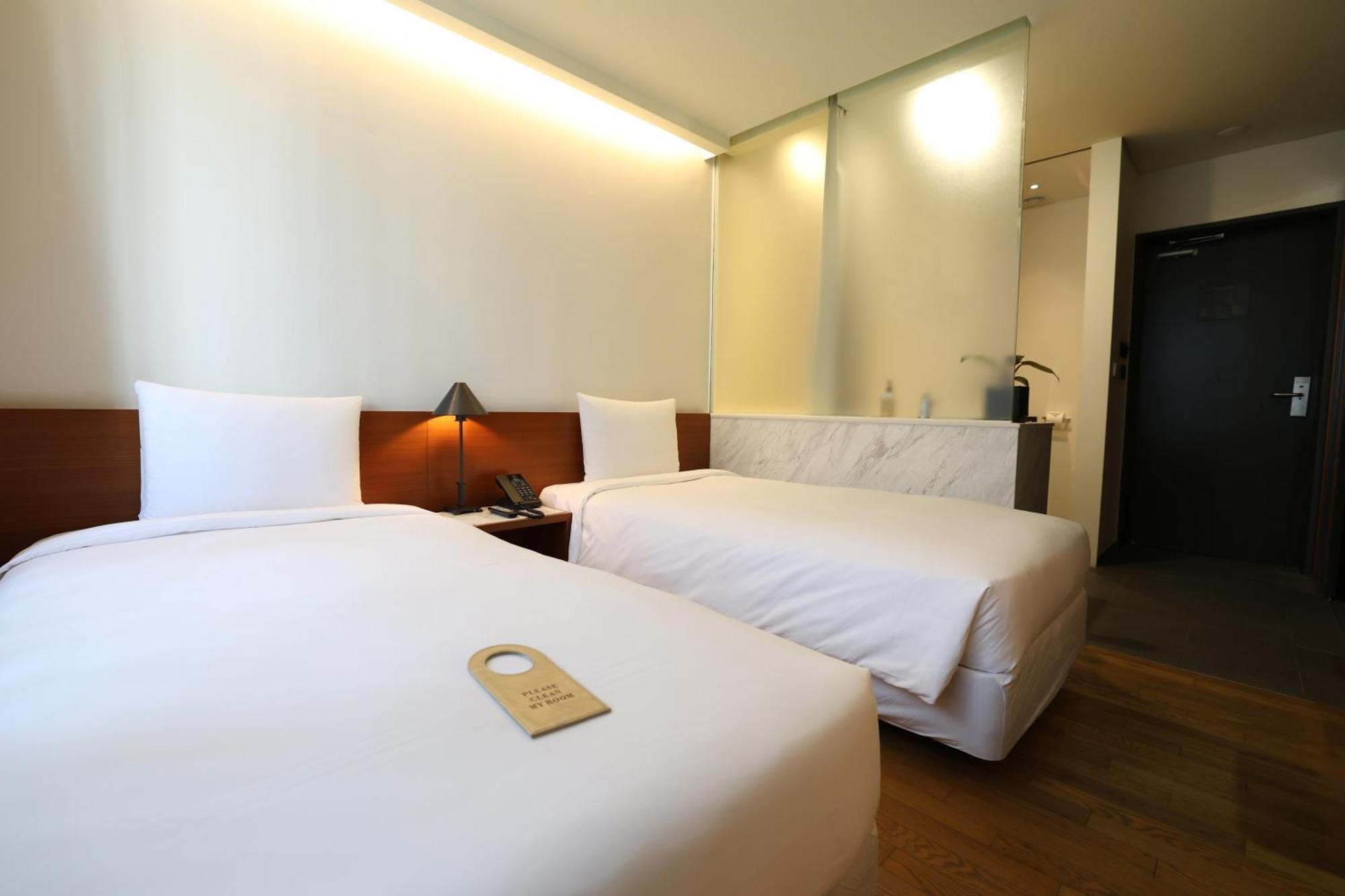 Seoul Hotel Shinshin Myeongdong Exterior foto